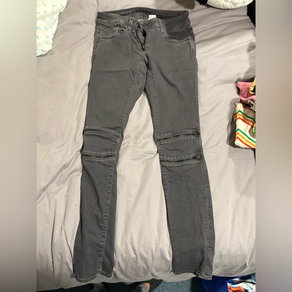 Grey jeans